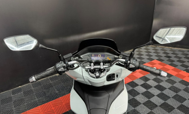 HONDA PCX 160  2024 Gasolina-16