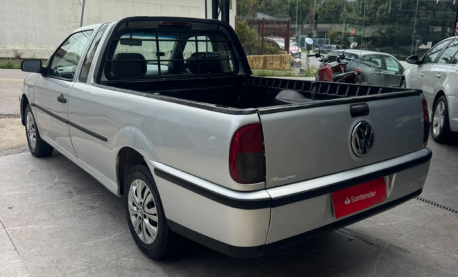VW - VolksWagen Saveiro FUN 1.8 99cv/ City e S.Surf  1.6 2001 Gasolina-3
