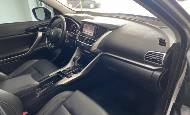 Mitsubishi Eclipse Cross HPE-S 1.5 C/ Teto Aut 2019-7