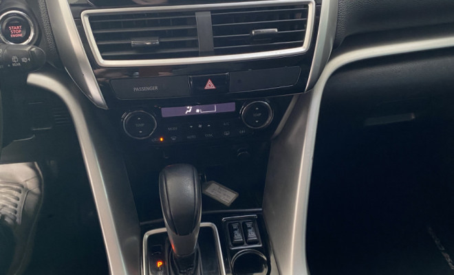 Mitsubishi Eclipse Cross HPE-S 1.5 C/ Teto Aut 2019-13