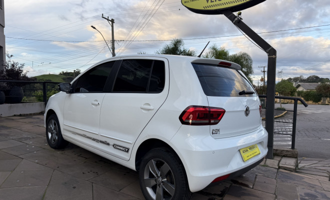 VW - VolksWagen Fox Connect 1.6 Flex 8V 5p 2020 Flex-3