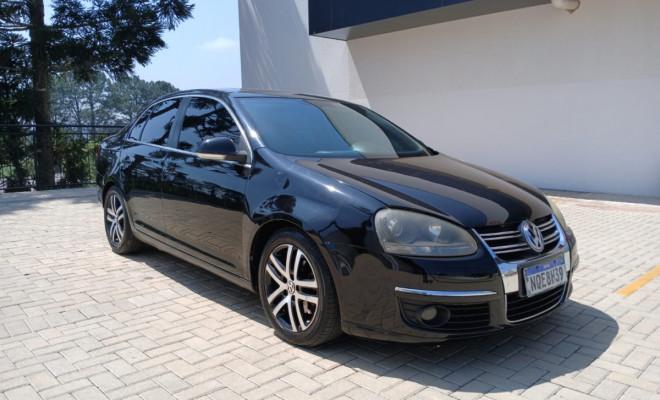 VW - VolksWagen JETTA 2.5 20V 150/170cv Tiptronic 2010 Gasolina-0