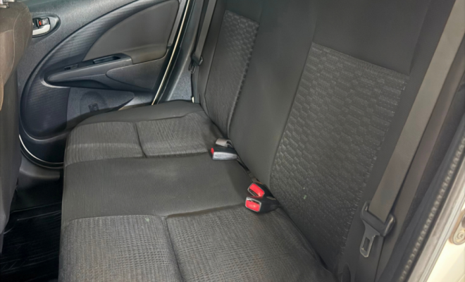 Toyota ETIOS XLS Sedan 1.5 Flex 16V 4p Mec. 2014 Flex-5