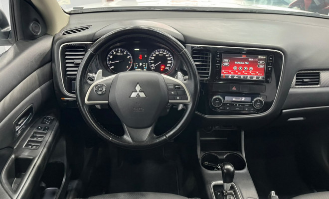 Mitsubishi OUTLANDER 3.0/ GT 3.0 V6 Aut. 2014 Gás-6
