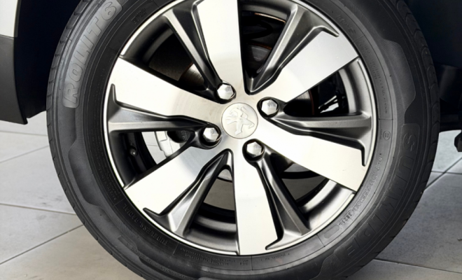Peugeot 2008 Griffe 1.6 Flex 16V 5p Aut. 2017 Flex-16