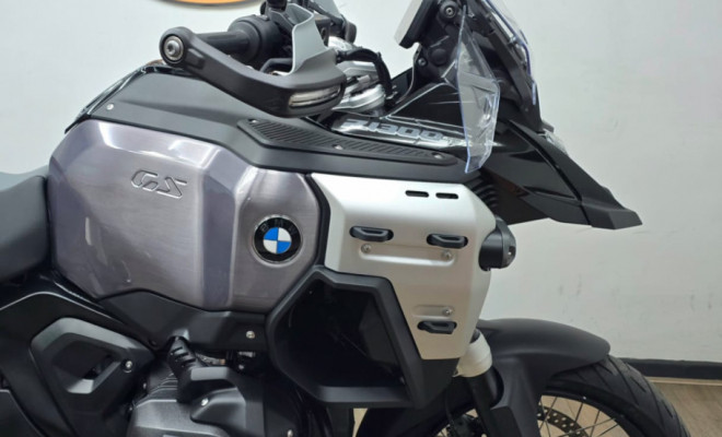 BMW R 1300 GS Adventure Triple Black ASA 2026 Gasolina-6