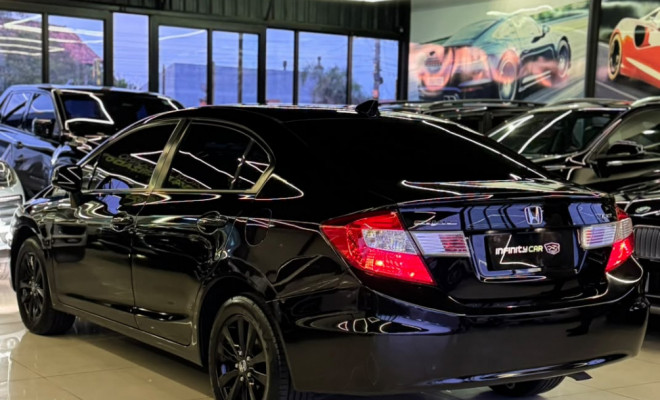 Honda Civic Sedan LXS 1.8/1.8 Flex 16V Aut. 4p 2014 Flex-6