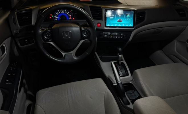 Honda Civic Sedan LXS 1.8/1.8 Flex 16V Aut. 4p 2014 Flex-16