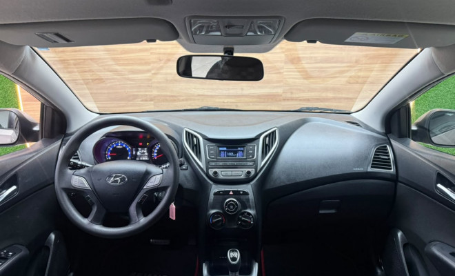 Hyundai HB20 C.Style/C.Plus 1.6 Flex 16V Aut. 2016-3