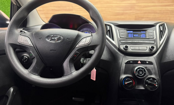 Hyundai HB20 C.Style/C.Plus 1.6 Flex 16V Aut. 2016-6