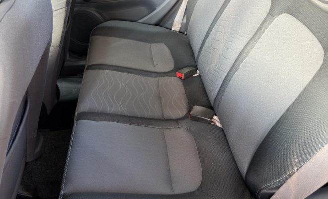 Fiat Punto ESSENCE Dualogic 1.6 Flex 16V 5p 2013 Flex-6