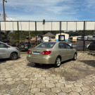 Toyota Corolla XEi 1.8/1.8 16V Mec. 2003 Gasolina-2