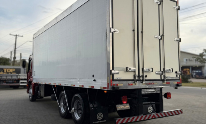 VOLKSWAGEN 24-250 E Constellation 3-Eixos 2p (diese 2009 Diesel-3