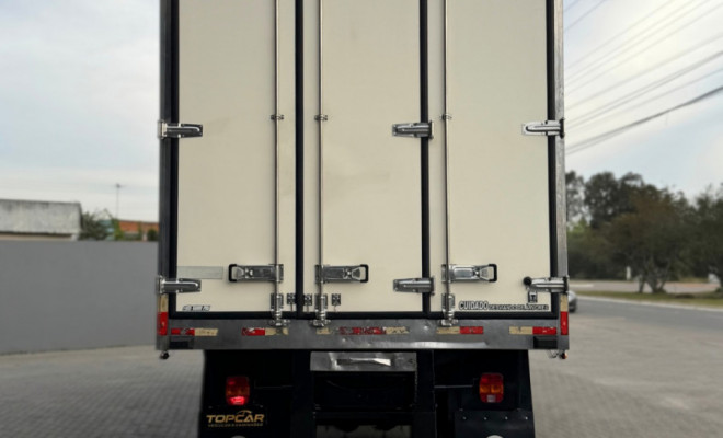VOLKSWAGEN 24-250 E Constellation 3-Eixos 2p (diese 2009 Diesel-4