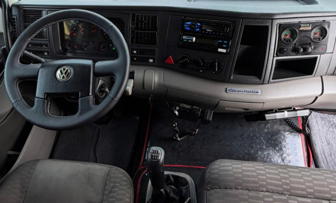 VOLKSWAGEN 24-250 E Constellation 3-Eixos 2p (diese 2012 Diesel-12