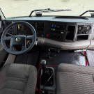VOLKSWAGEN 24-250 E Constellation 3-Eixos 2p (diese 2012 Diesel-12