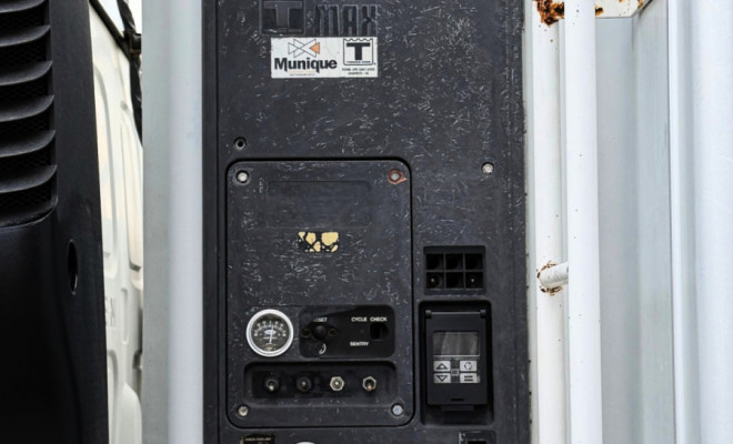 VOLKSWAGEN 24-250 E Constellation 3-Eixos 2p (diese 2012 Diesel-15