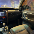Toyota Hilux SW4 SRX 4x4 2.8 TDI 16V Dies. Aut. 2019 Diesel-14