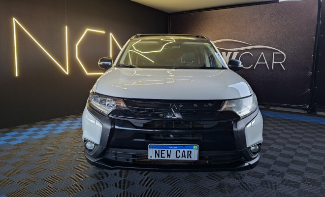 Mitsubishi OUTLANDER 2.2 165cv Diesel Aut. 2016 Diesel-0