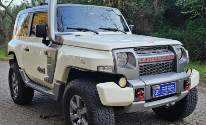 Troller T-4 4x4 3.2 20V Tdi Cap. Rígida Diesel 2016 Diesel