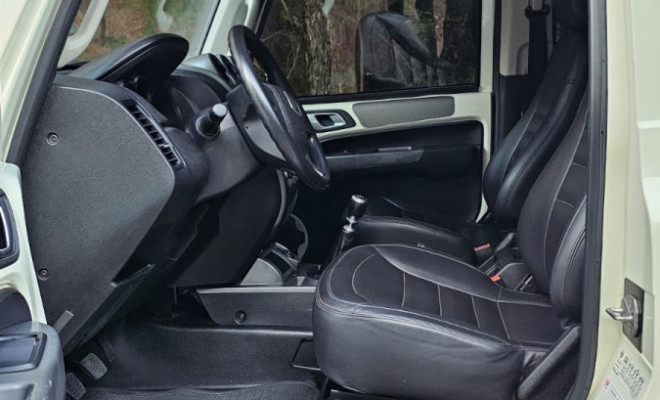 Troller T-4 4x4 3.2 20V Tdi Cap. Rígida Diesel 2016 Diesel-9