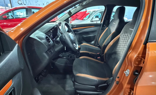 Renault KWID OUTSIDER 1.0 Flex 12V 5p Mec. 2022 Flex-9