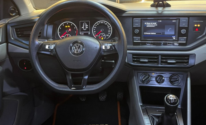 VW - VolksWagen Polo 1.0  2018 Flex   ótimo para dia a dia-5