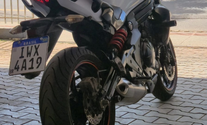 KAWASAKI ER-6N 650cc 2014 Gasolina-0