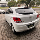 GM - Chevrolet ONIX HATCH Joy 1.0 8V Flex 5p Mec. 2017 Flex-3