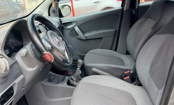 Fiat Palio ATTRACTIVE 1.0 EVO Fire Flex 8v 5p 2013 Flex-8
