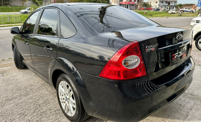 Ford Focus Sedan 2.0 Flex - 2013-3