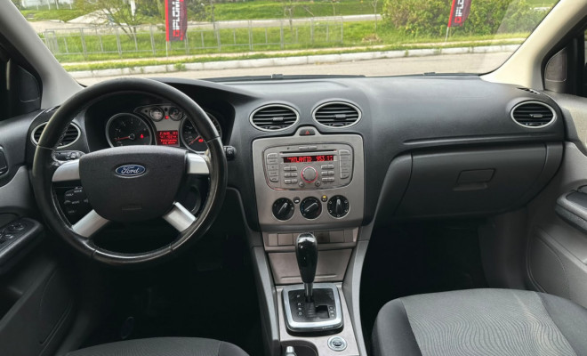 Ford Focus Sedan 2.0 Flex - 2013-9