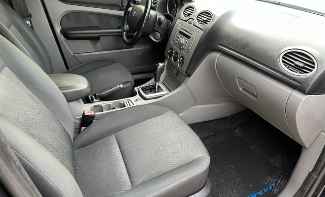 Ford Focus Sedan 2.0 Flex - 2013-6