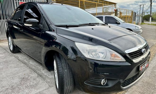 Ford Focus Sedan 2.0 Flex - 2013-0