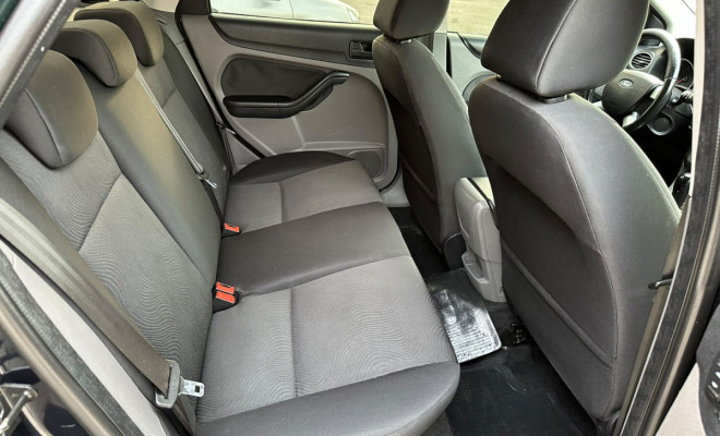 Ford Focus Sedan 2.0 Flex - 2013-8
