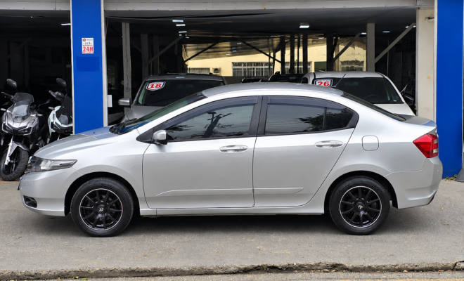 Honda City LX 1.5 Manual 2013 | Completo | Econômico | Guarujá-2