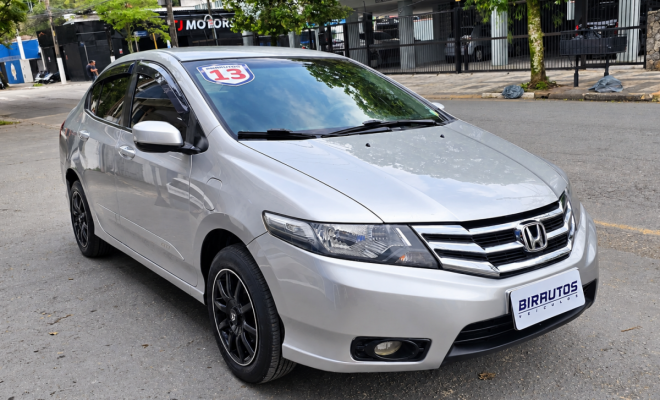 Honda City LX 1.5 Manual 2013 | Completo | Econômico | Guarujá