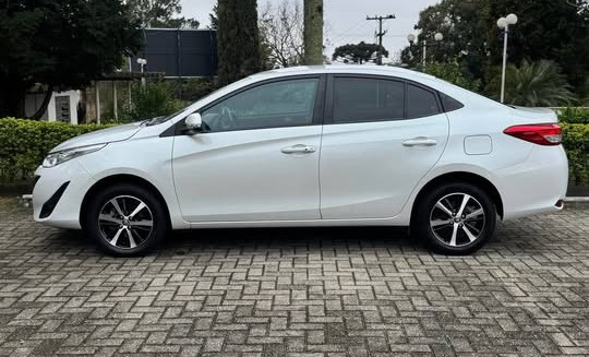 Toyota YARIS XS Connect Sedan 1.5 Flex 16V Aut. 2022-5