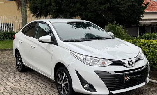 Toyota YARIS XS Connect Sedan 1.5 Flex 16V Aut. 2022-1
