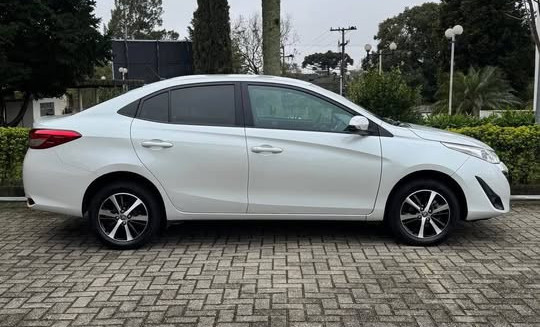 Toyota YARIS XS Connect Sedan 1.5 Flex 16V Aut. 2022-6