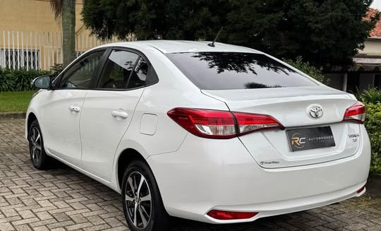 Toyota YARIS XS Connect Sedan 1.5 Flex 16V Aut. 2022-13