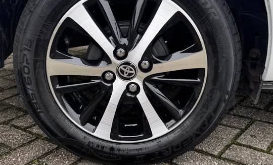 Toyota YARIS XS Connect Sedan 1.5 Flex 16V Aut. 2022-10