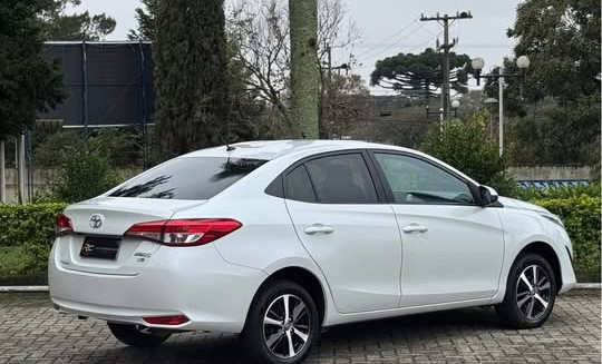 Toyota YARIS XS Connect Sedan 1.5 Flex 16V Aut. 2022-15