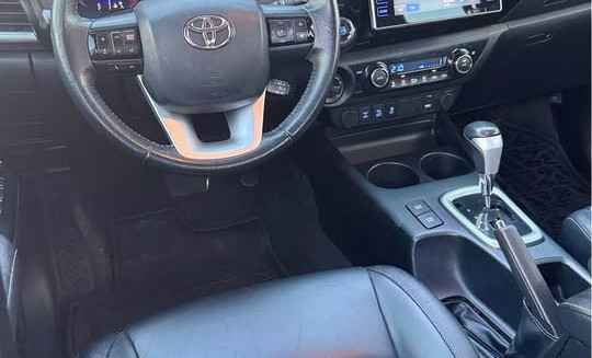 Toyota Hilux CD SRX 4x4 2.8 TDI 16V Diesel Aut. 2018 Diesel-8