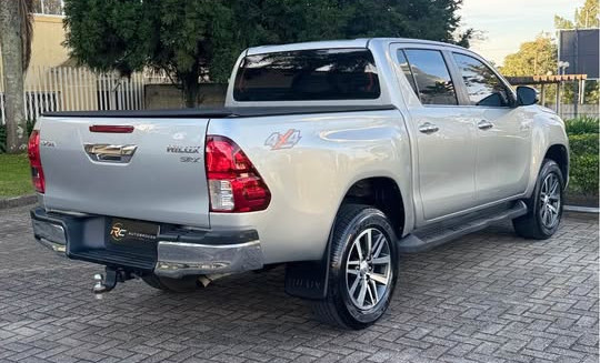 Toyota Hilux CD SRX 4x4 2.8 TDI 16V Diesel Aut. 2018 Diesel-4
