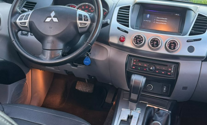 Mitsubishi L200 Triton HPE 3.5 CD V6 24V Flex Aut. 2017 Flex-8