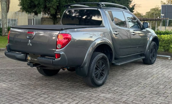 Mitsubishi L200 Triton HPE 3.5 CD V6 24V Flex Aut. 2017 Flex-14