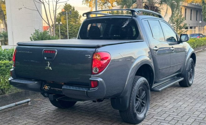 Mitsubishi L200 Triton HPE 3.5 CD V6 24V Flex Aut. 2017 Flex-4