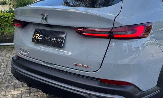 Fiat Fastback 1.0 200 Turbo Flex Aut 2025-8