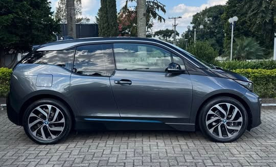 BMW i3 Bev Full 170cv Aut. (Elétrico) 2021-7